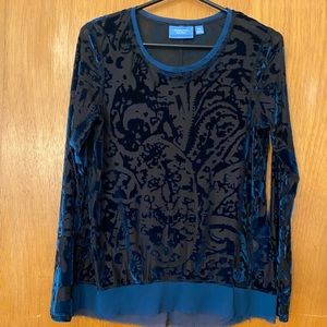 Simply Vera wang long sleeve size Petite medium